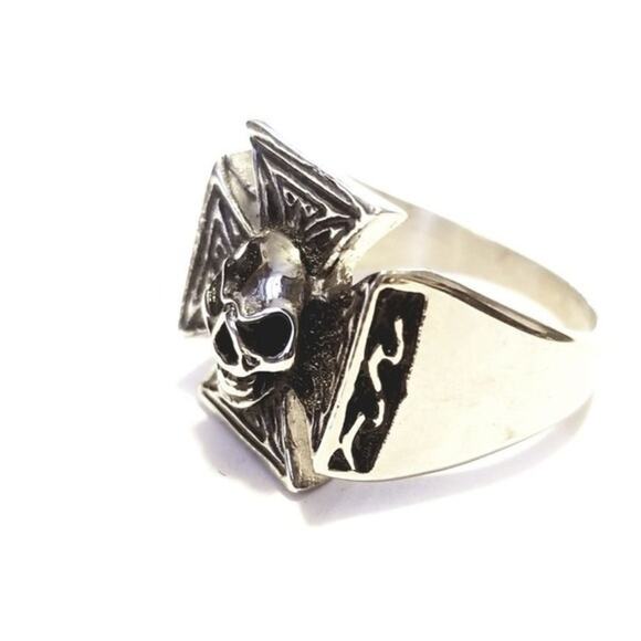 Spikes Other - 316L stainless steel skull biker hypoallergenic tarnish resistant ring size‎ 13